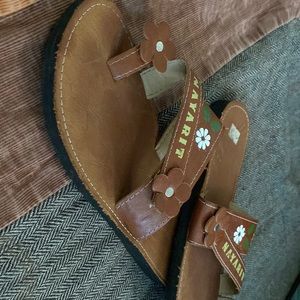 Huaraches Hecho en Nayarit, Mexico. Muy buen detalle, medida 24 en México